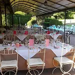 珀基欧玛兰特乡村酒店 * 艾姆波蒂德