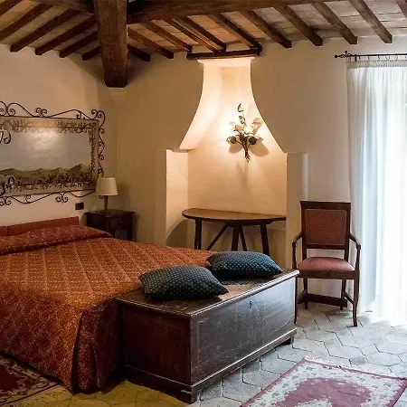 Country Poggiomanente *