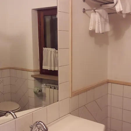 컨트리하우스 Country Poggiomanente 움베티드